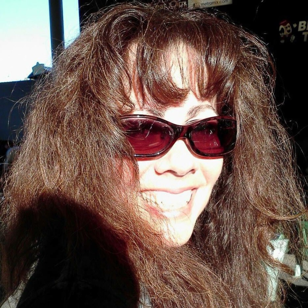 Meet your Posher, Carrie